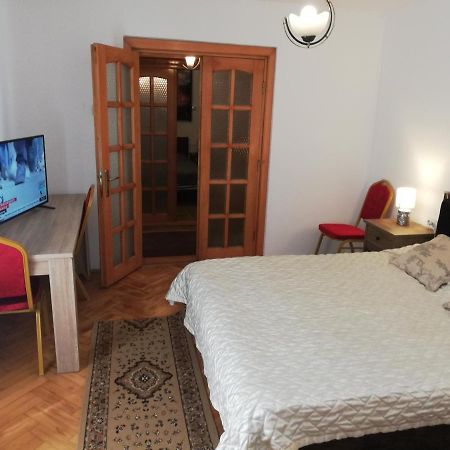 Casa Bucur Hotel Tirgu Ocna Bagian luar foto